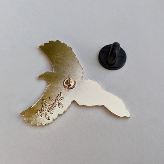 Magpie hard enamel pin