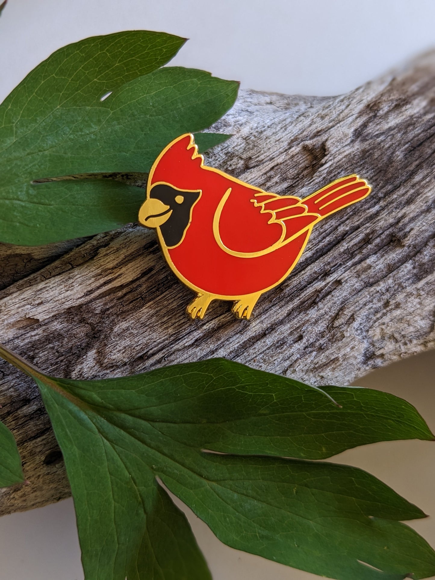 Cardinal hard enamel pin