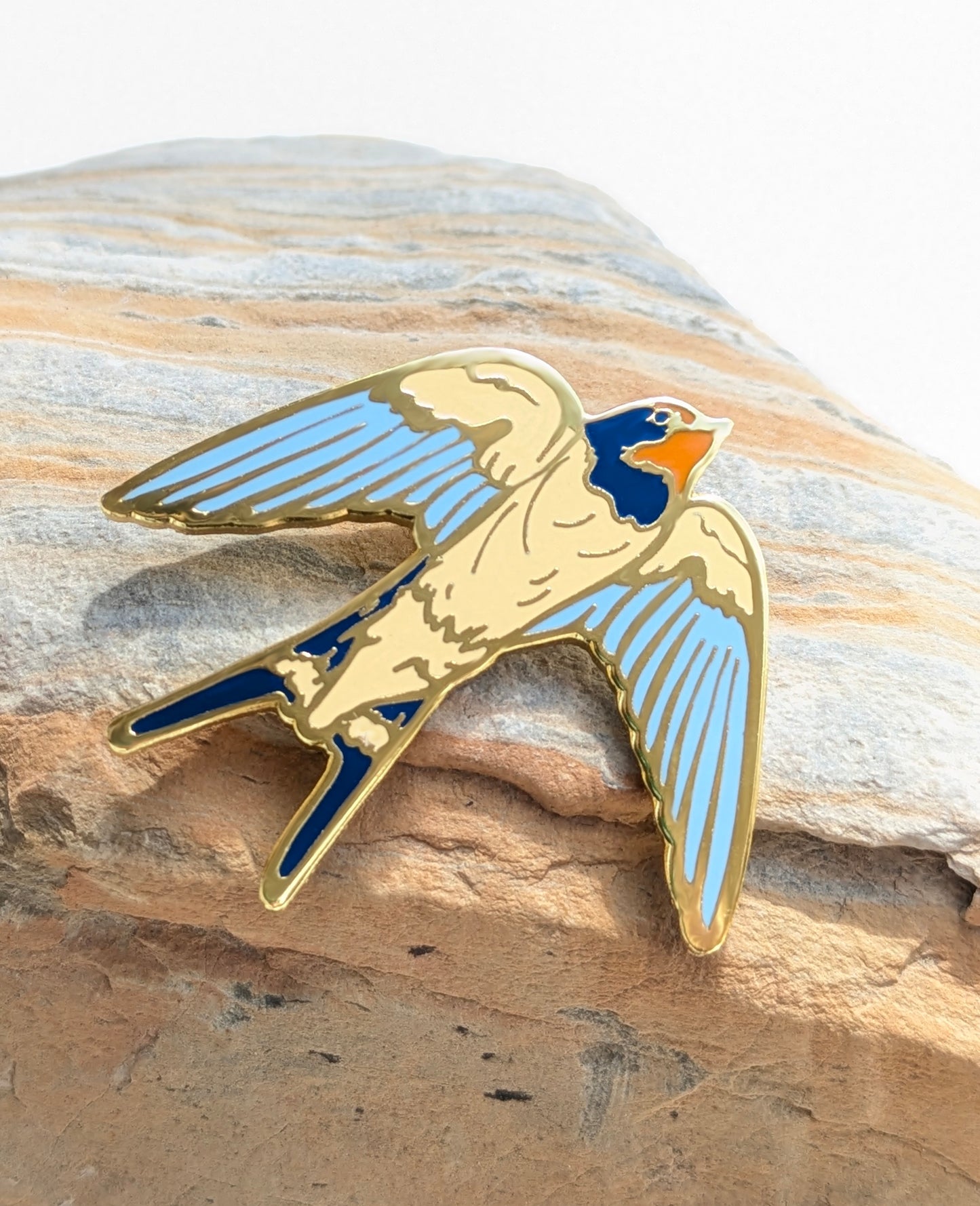 Barn Swallow Yellow Chest- hard enamel Pin in Gold