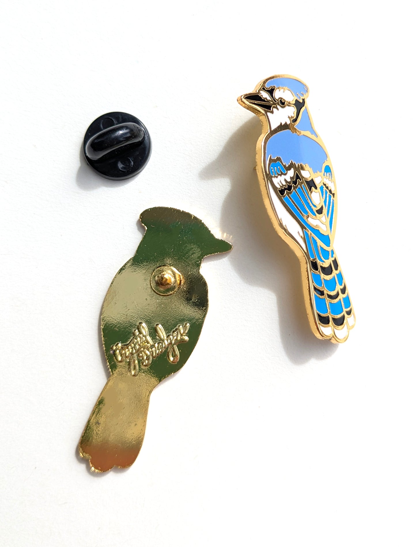 Blue Jay - hard enamel Pin in Gold