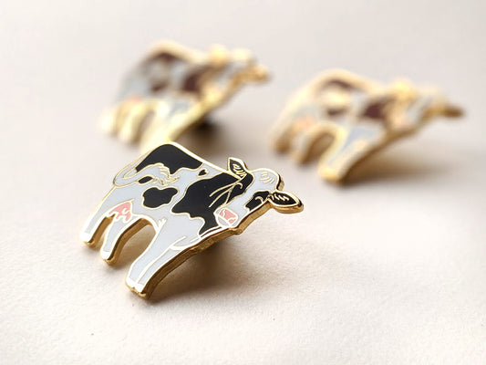 Holstein Cow - hard enamel Pin in Gold